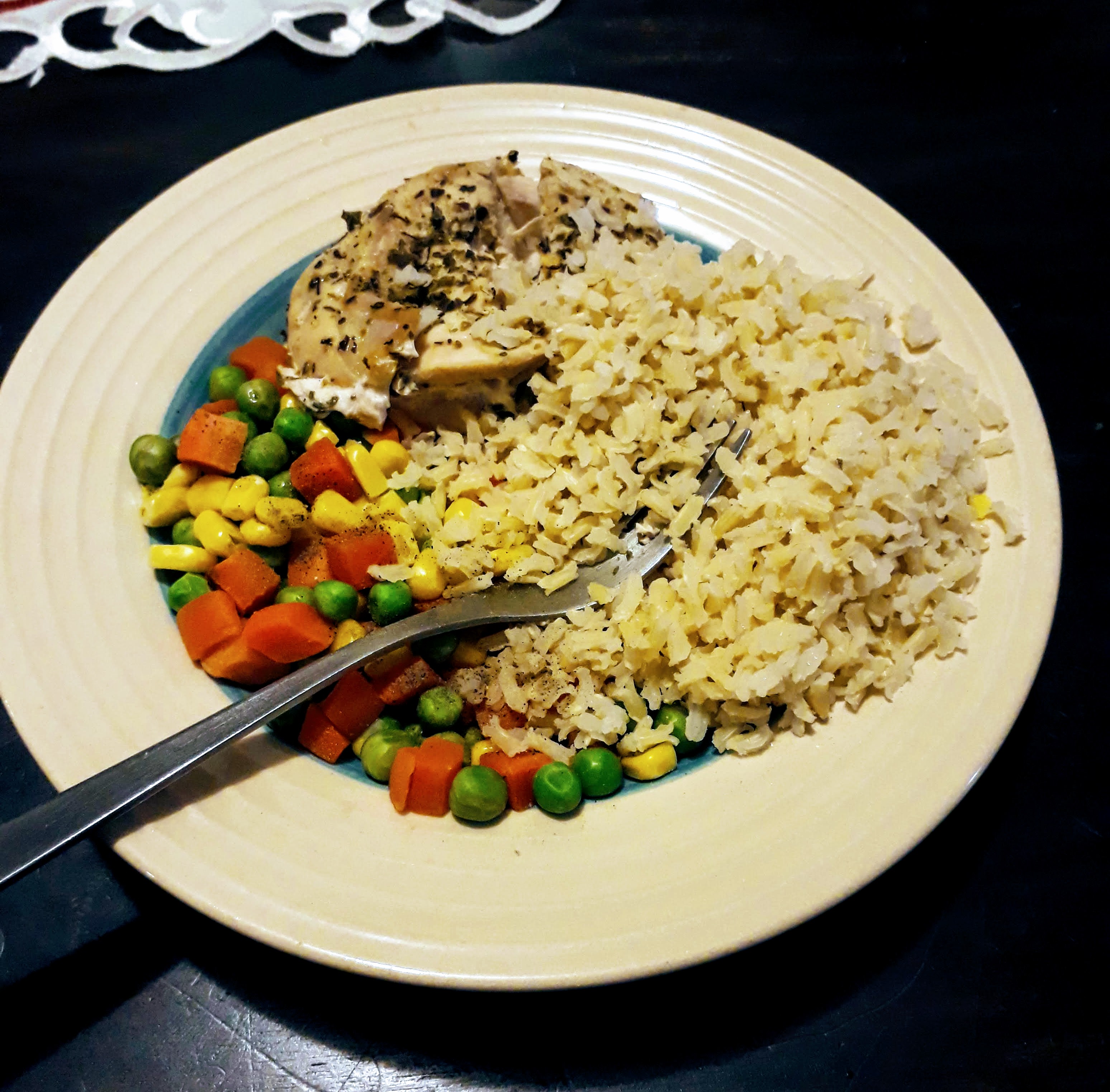 A Quarantine Cookbook 20 Dinner Recipe Ideas a Look at a Book