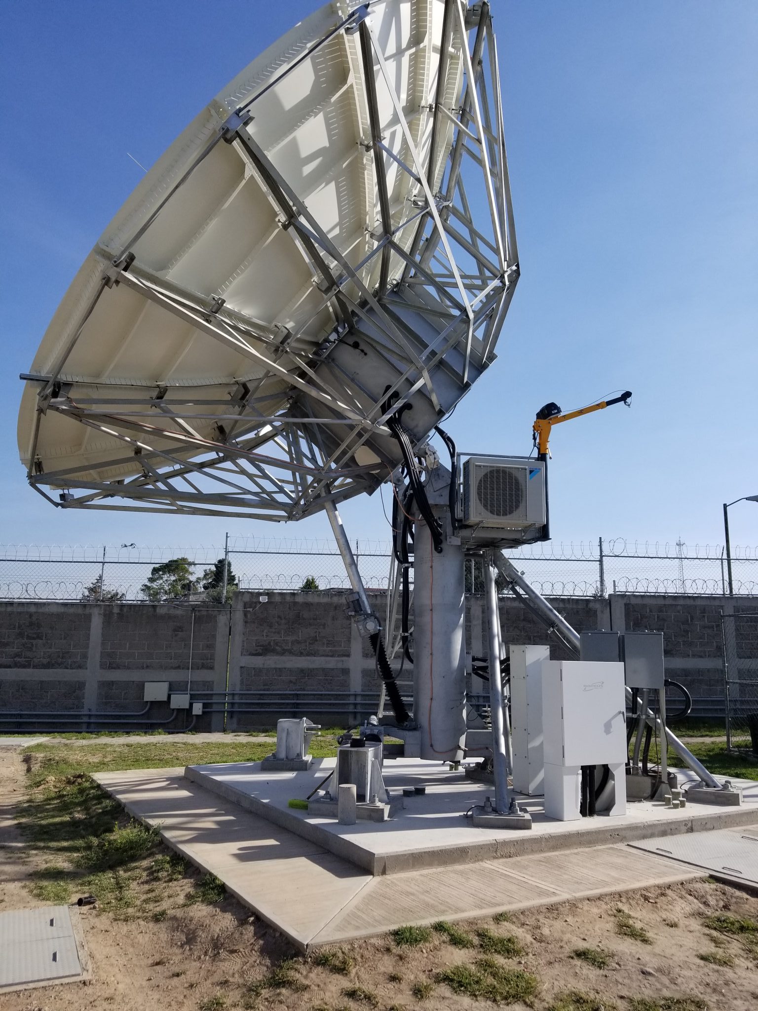 Large Antennas Alpha