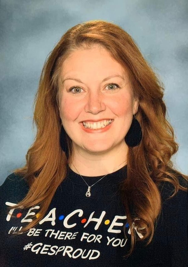 Bayless selected as elementary art educator of 2021 Gasconade County