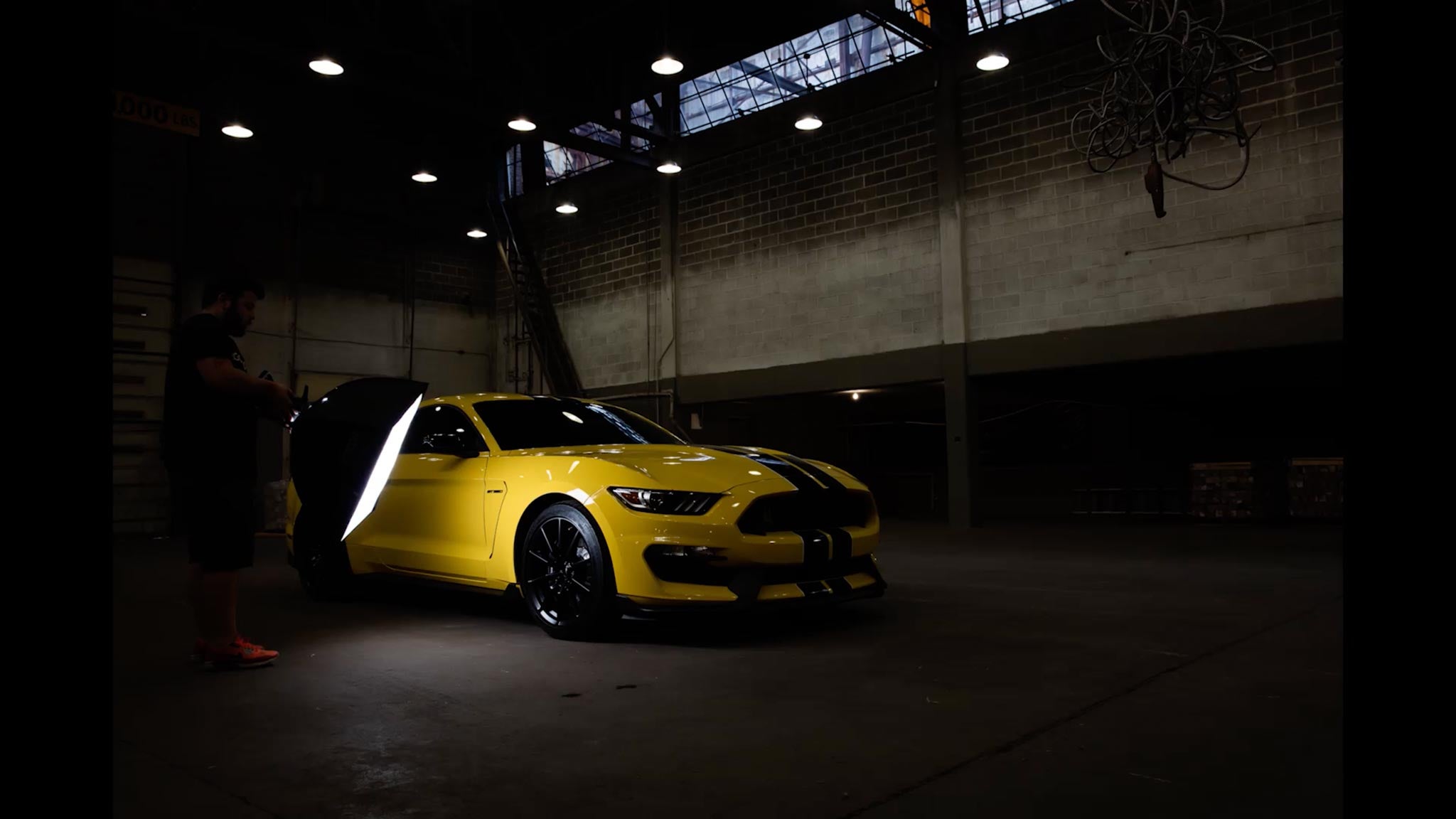 Light Painting in Car Photography - Easton Chang Tutorial