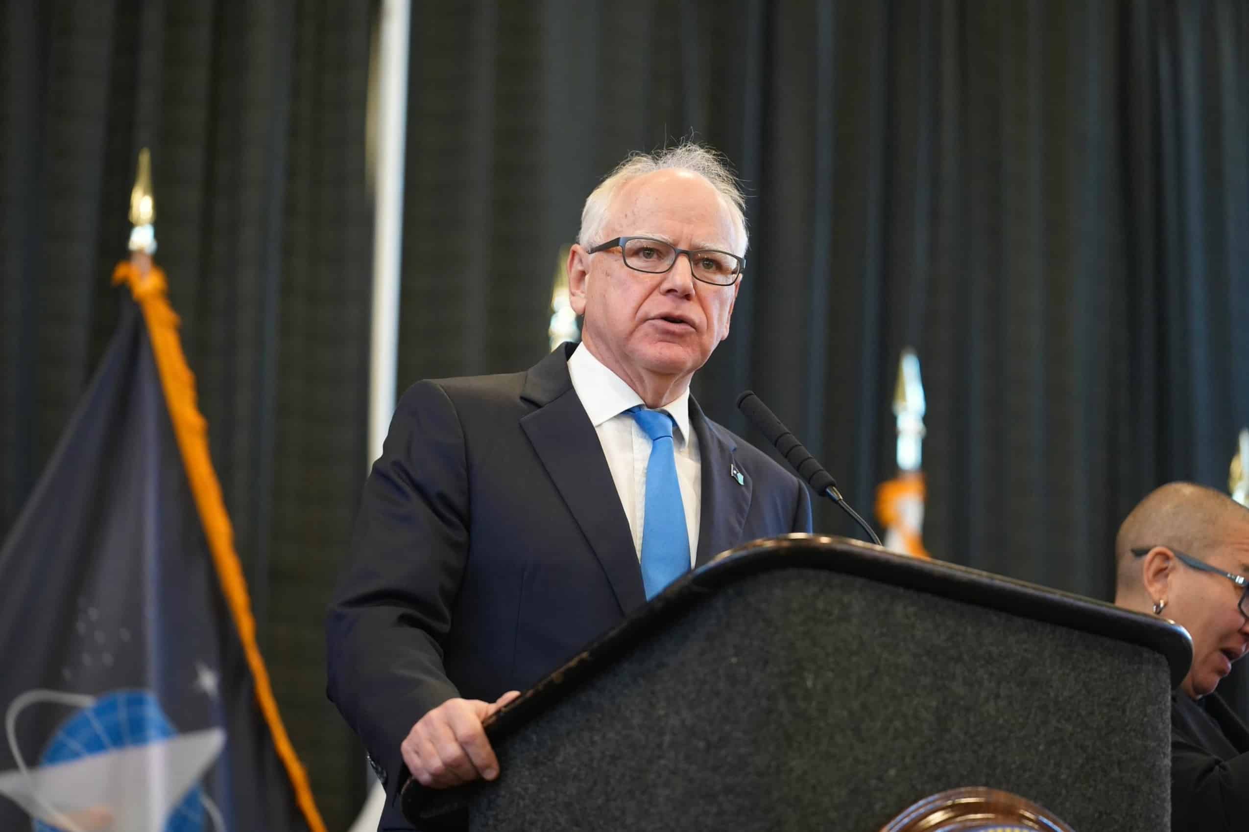 Republican lawmakers call on Walz to resign in wake of Minnesota's