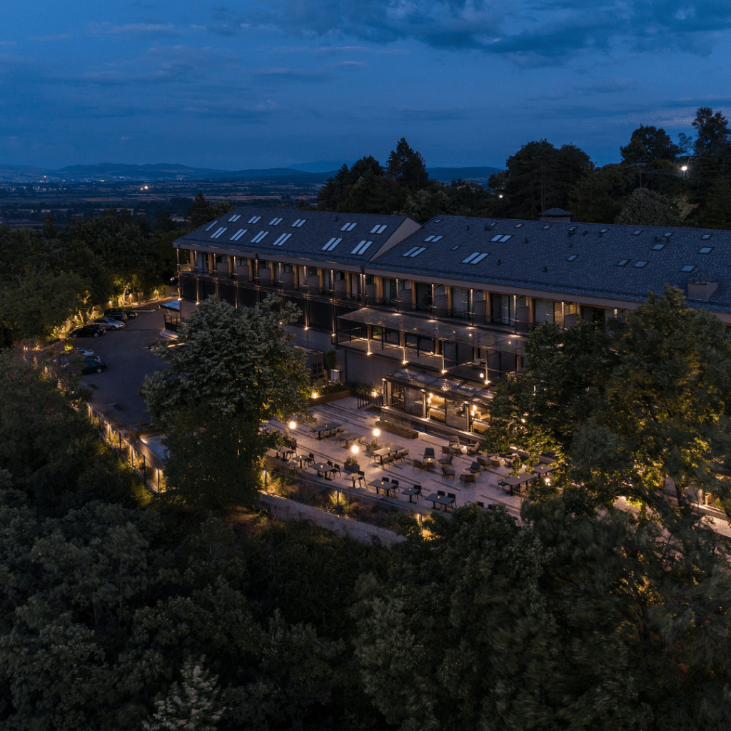 Case study The Lynx Mountain Resort Alpha Nicholson