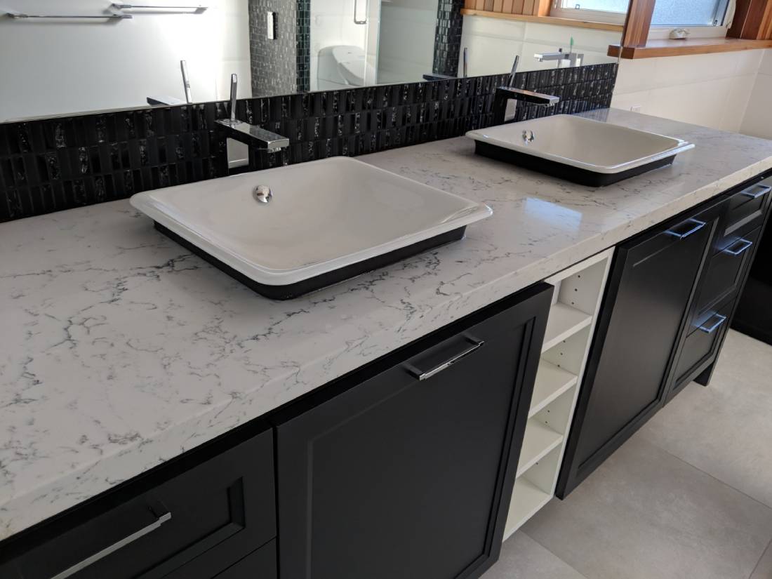 Quartz bathroom alphastone