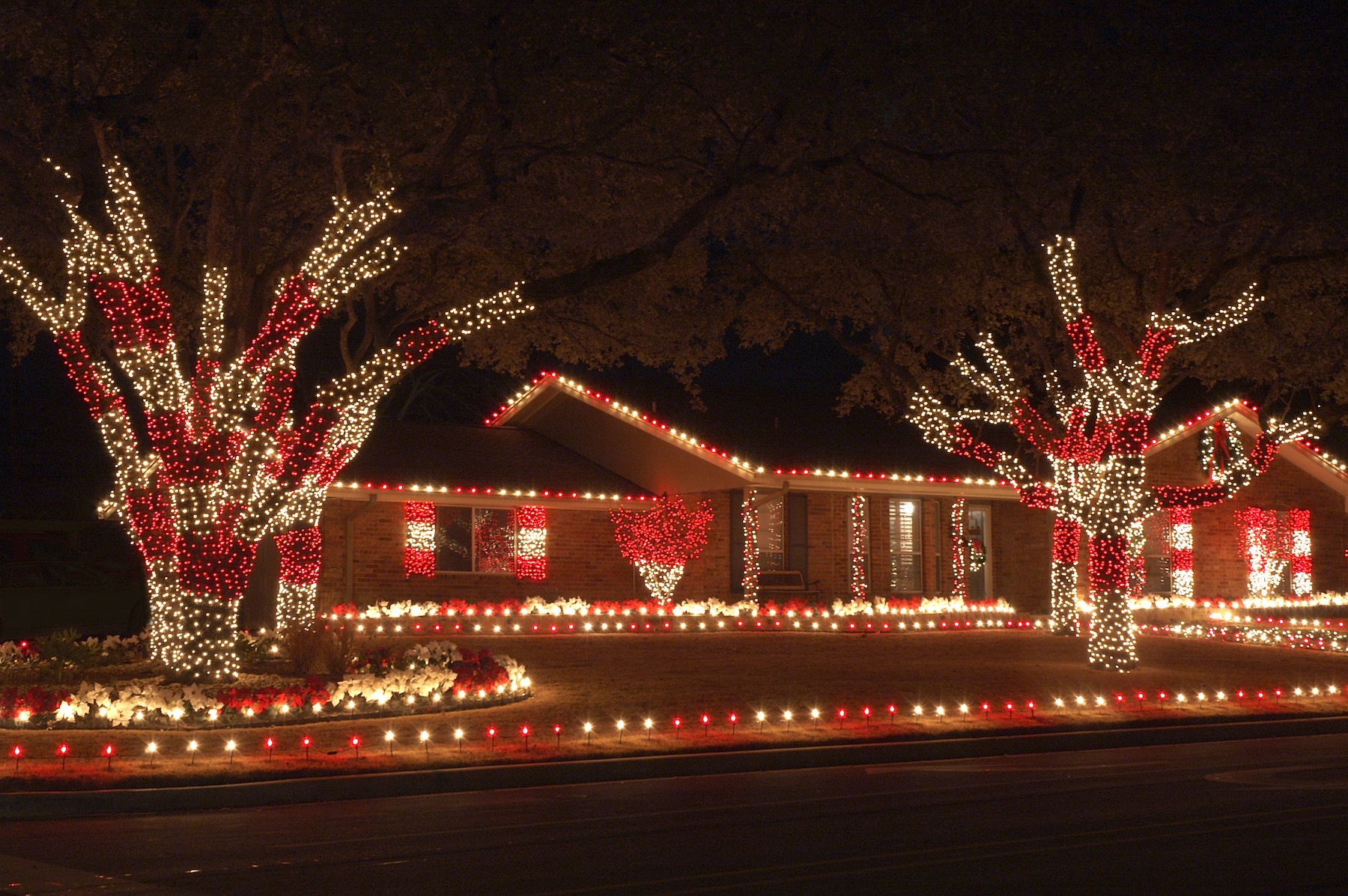 Christmas Light Installation Alphatec Electric