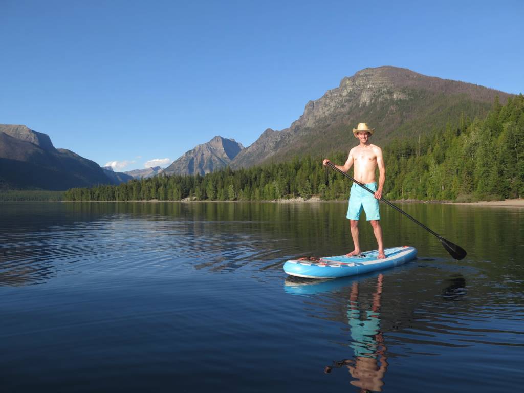 17 of the Best Paddleboarding Spots Near Vancouver