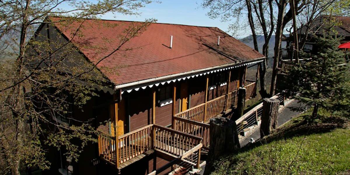 About the Alpine Inn, Little Switzerland, North Carolina, Book Today