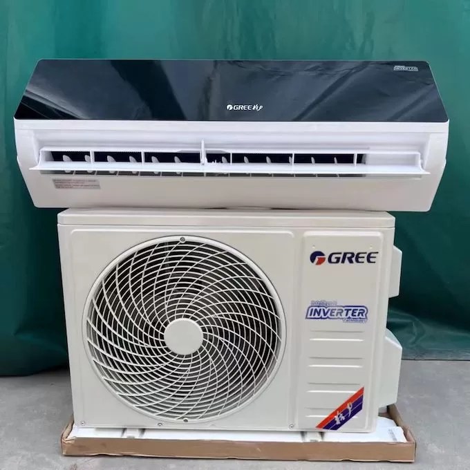 2HP GREE Air Conditioner Inverter type Als Trader
