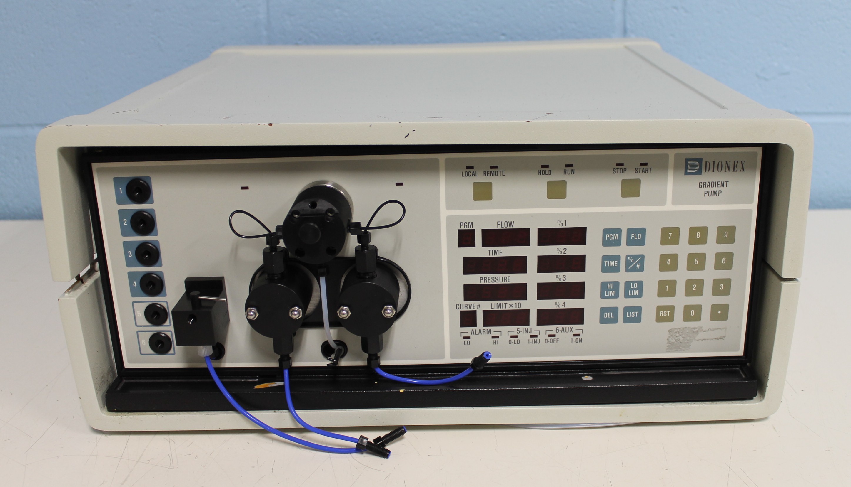 Dionex AGP1 Advanced Gradient Pump