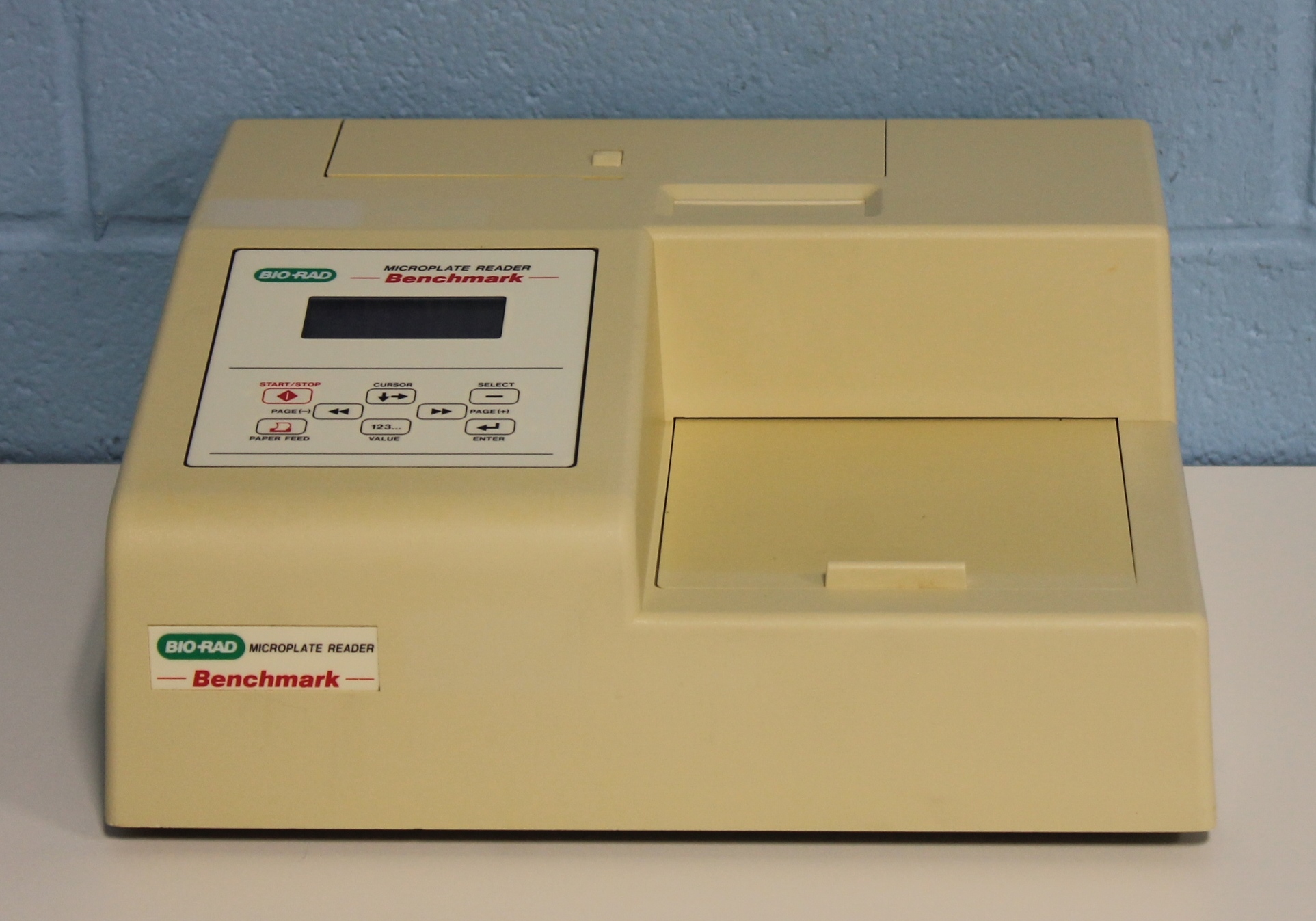 BioRad Benchmark Microplate Reader