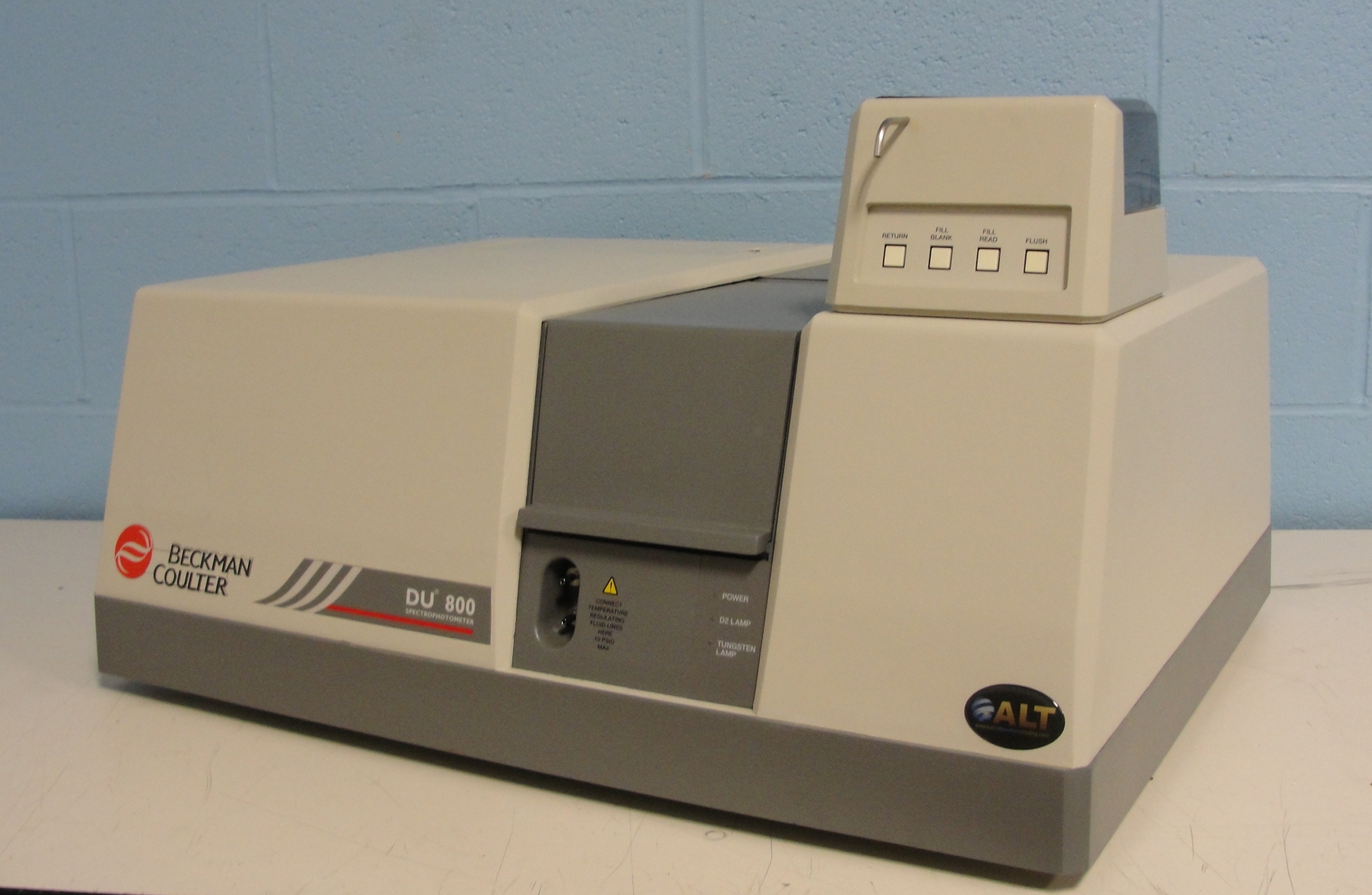 Beckman Coulter DU 800 UV/Visible Spectrophotometer with a Sipper acce