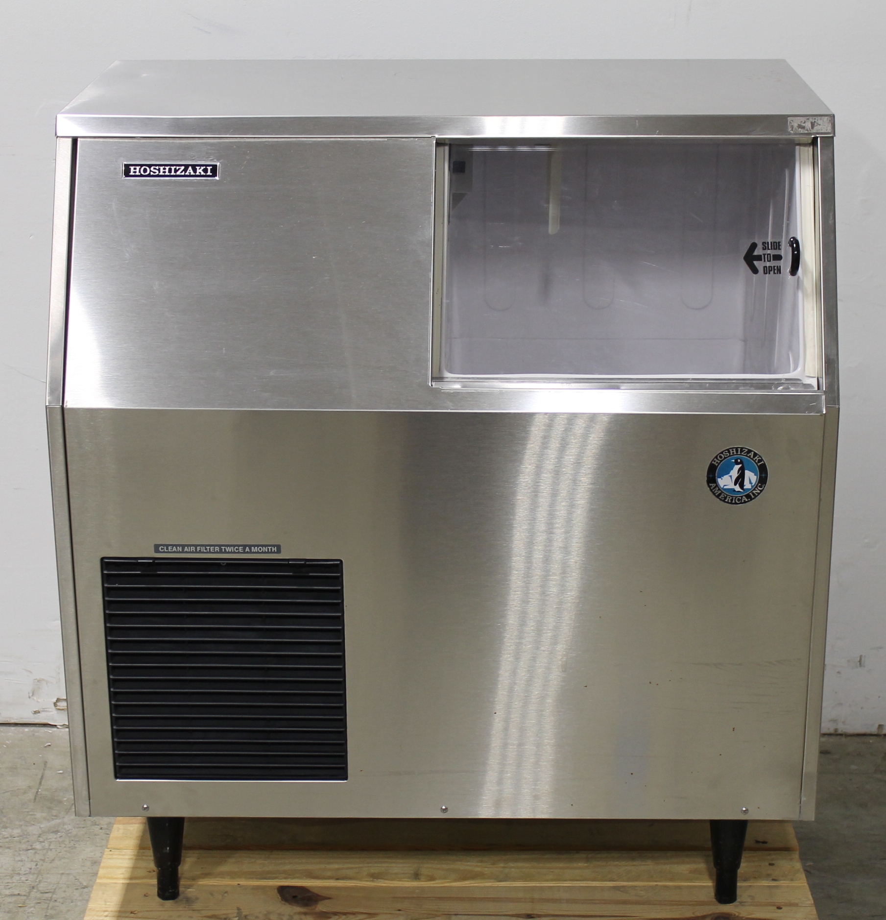 Hoshizaki F300BAF Undercounter Ice Maker
