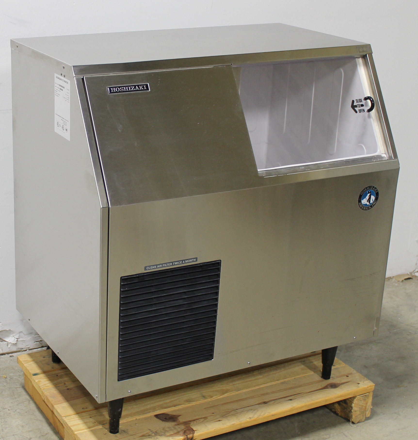 Hoshizaki F300BAF Undercounter Ice Maker