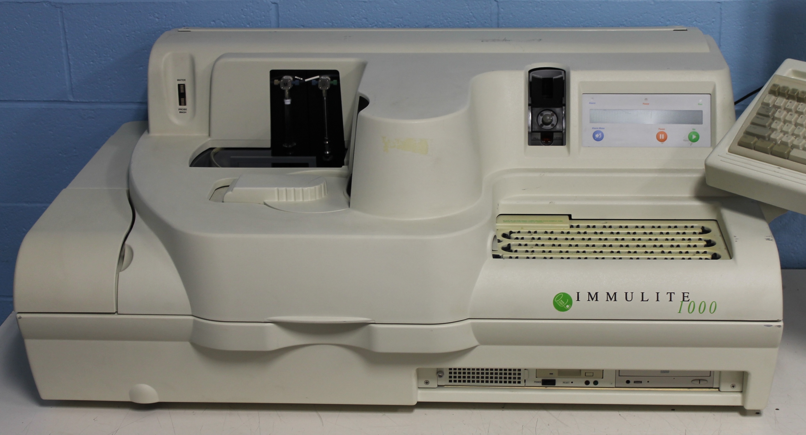 DPC IMMULITE 1000 Immunoassay System