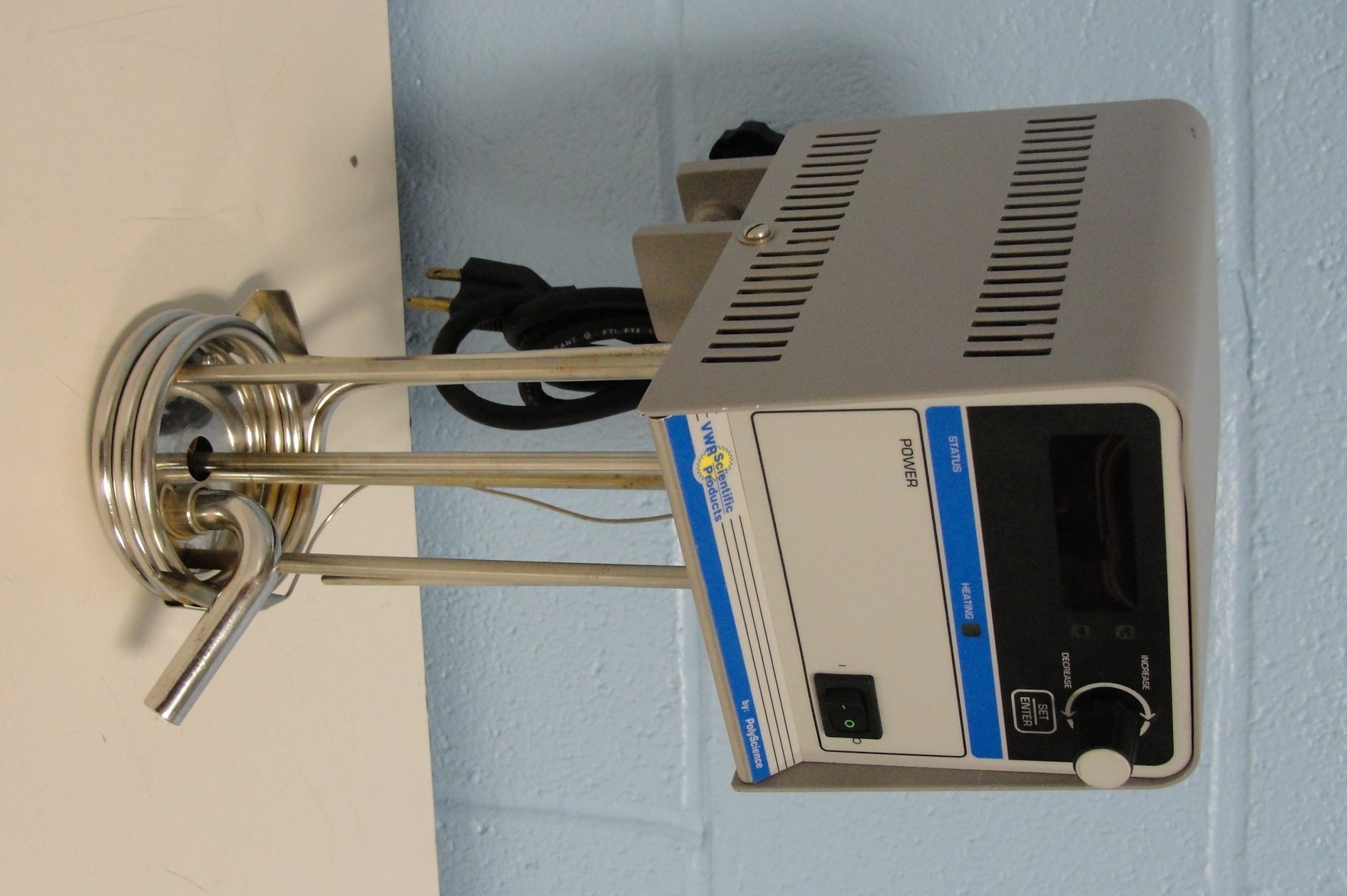 VWR Scientific Temperature/Circulator Controller Model 1122