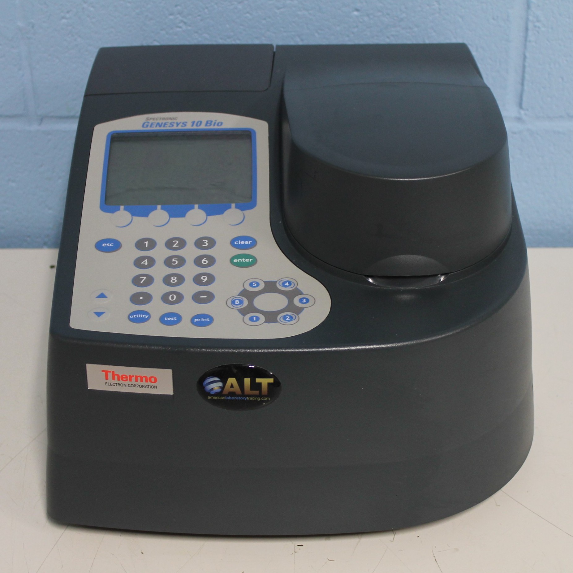 Thermo Scientific GENESYS 10 Bio UVVisible Spectrophotometer