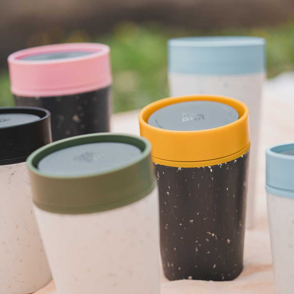 Circular Cup 227 ml Negro y Amarillo AlterNativa3