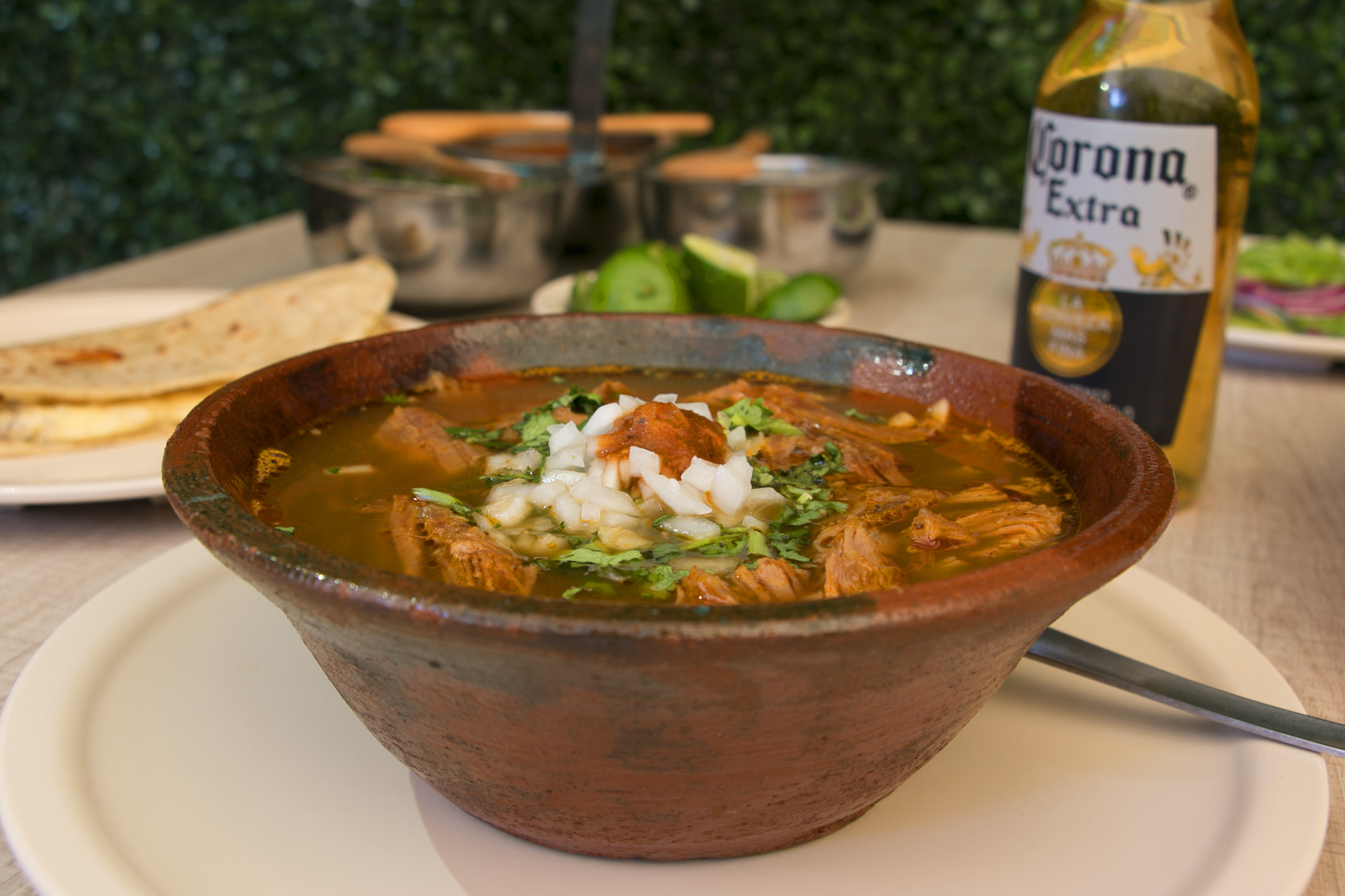 Michoacaníssimo celebrará 30 años de compartir el sabor de la Birria Alternopolis