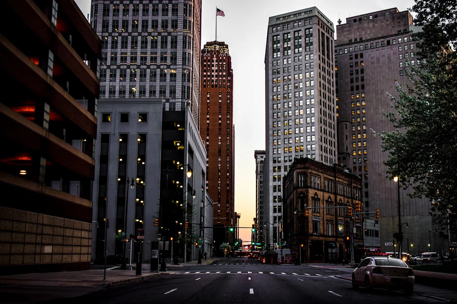 Advisory Services Commercial Real Estate Specialists in Michigan