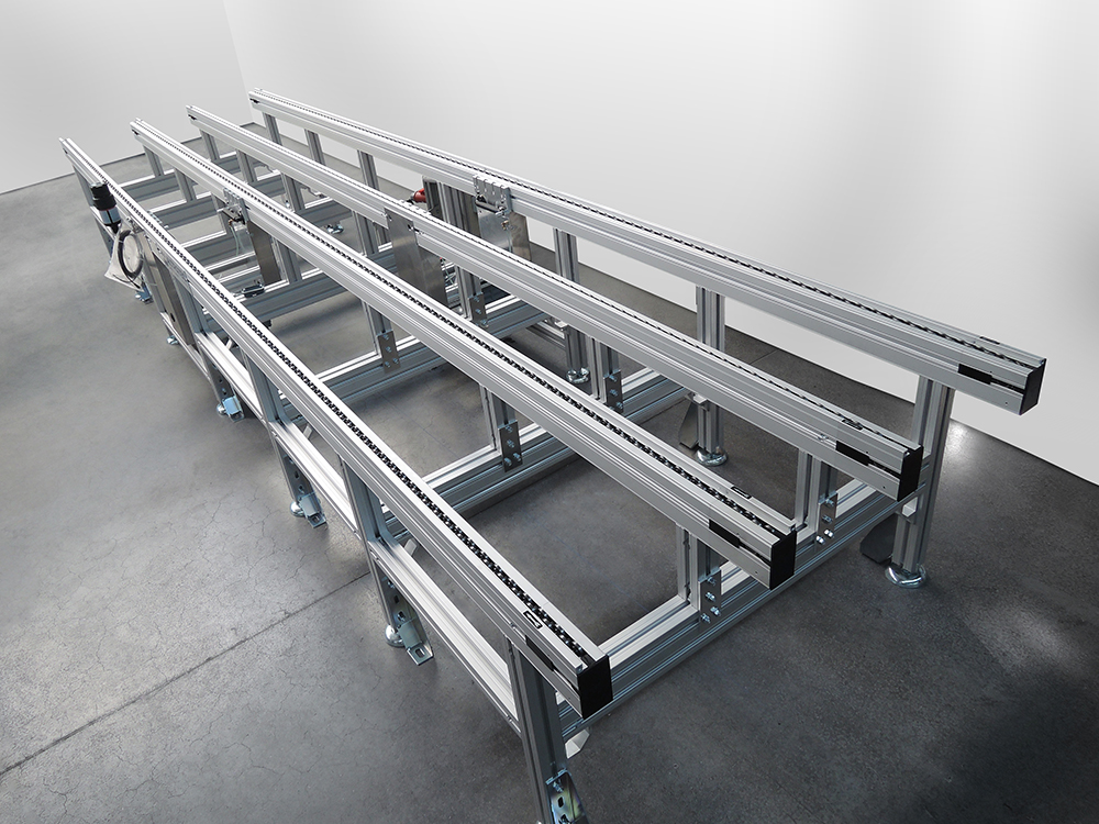 Accumulating roller chain conveyor ALTRATEC Automation GmbH