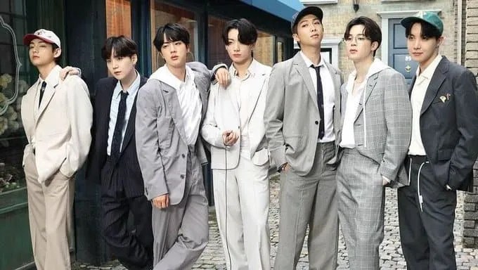 BTS est le premier artiste asiatique à dépasser 15