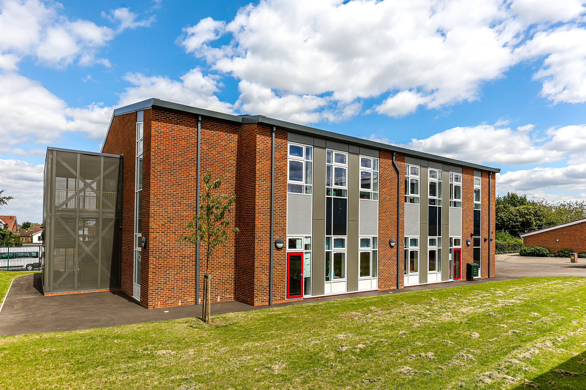 Matthew Arnold School Aluclad Systems Ltd.