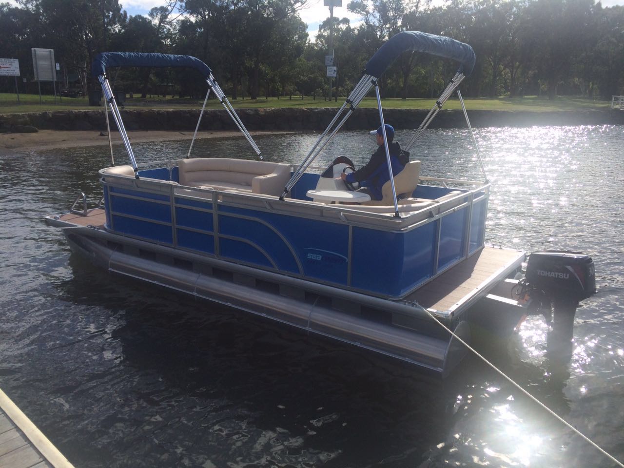 Sun Pontoon Boats