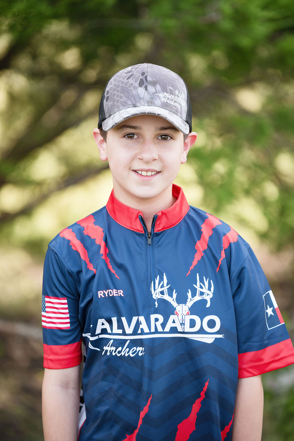 Alvarado Archery, Archery Pro Shop & Shooting Range, Bow Hunting Equipment, DFW, Mathews, Bow