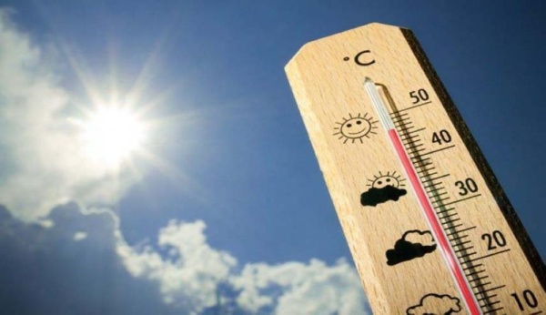 تنخفض درجات الحرارة خلال طقس الغد عن طقس اليوم وتكون أعلى درجة حرارة في مصر للعظمى 41 درجة في أسوان وإدفو وأبوسمبل، بينما تكون أقل درجة حرارة عظمى خلال نهار. Ù…ØµØ± ØªØ­Ø°ÙŠØ± Ø¹Ø§Ø¬Ù„ Ù…Ù† Ø§Ù„Ø­ÙƒÙˆÙ…Ø© Ù„Ù„Ù…ÙˆØ§Ø·Ù†ÙŠÙ† Ø¯Ø±Ø¬Ø© Ø§Ù„Ø­Ø±Ø§Ø±Ø© Ø³ØªÙÙˆÙ‚ Ø¯ÙˆÙ„ Ø§Ù„Ø®Ù„ÙŠØ¬ ÙˆØ§Ù„Ù‡Ù†Ø¯ ØµØ­ÙŠÙØ© Ø§Ù„ÙˆØ·Ù†