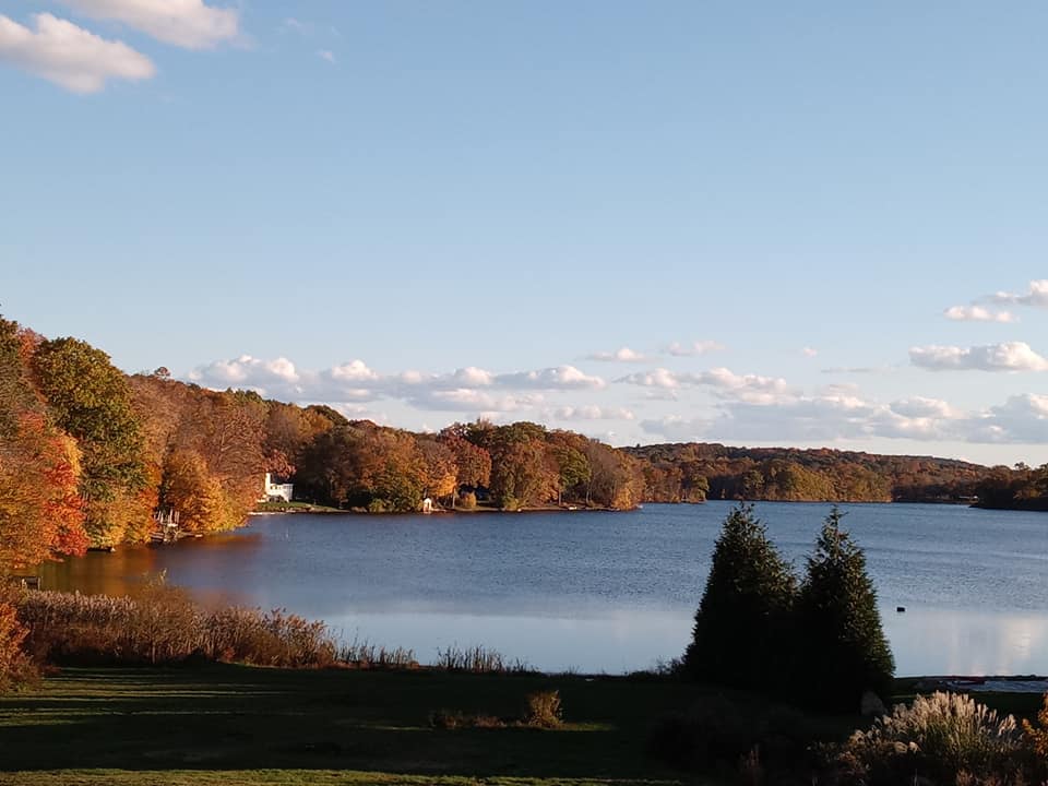 COMING SOON Spring 2024 Amos Lake Winery