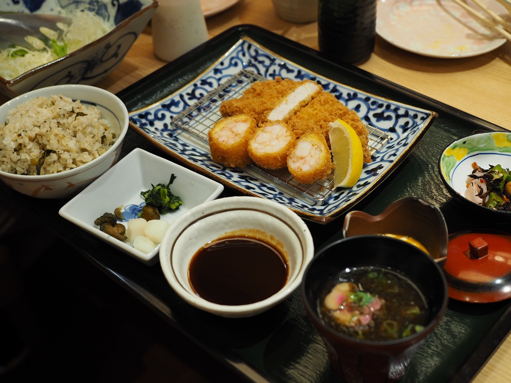 岡山市 とんかつ 牛かつ ふく徳 柔らかいヒレカツにぷりぷり海老カツ ちょっと贅沢なとんかつ屋さん ノッツコッツ 岡山 倉敷ランチグルメ食べ歩き