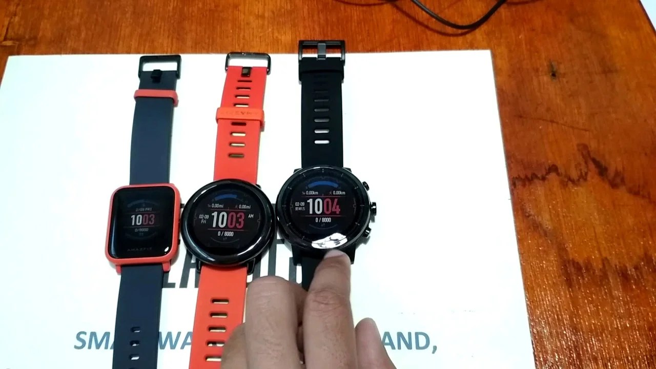 perbedaan amazfit pace dan stratos