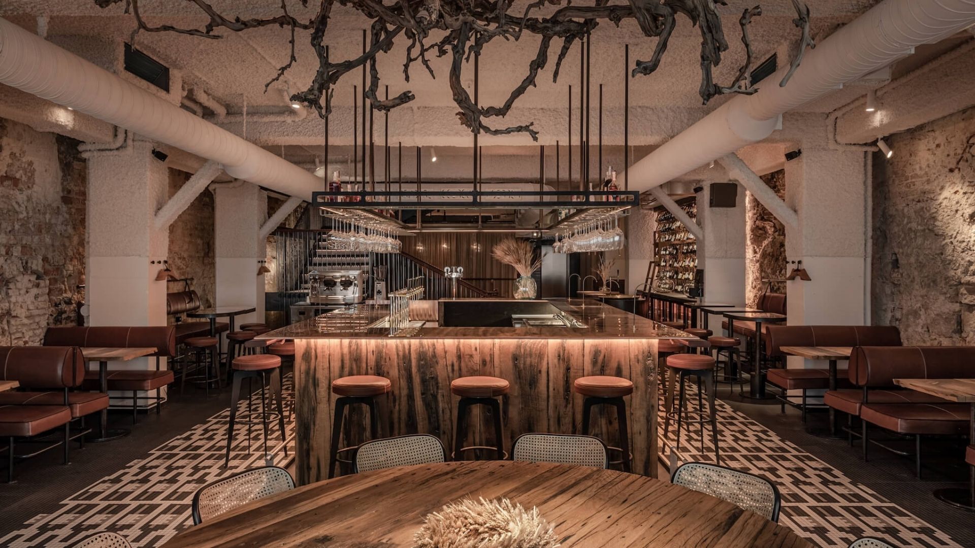 8 Tips For Successful Bar SetupArticles