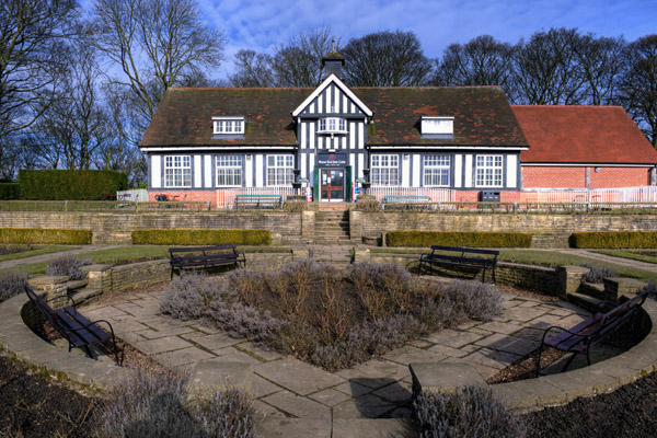 Andy Chubb Photography Restaurant exterior Rose Garden Cafe, Graves