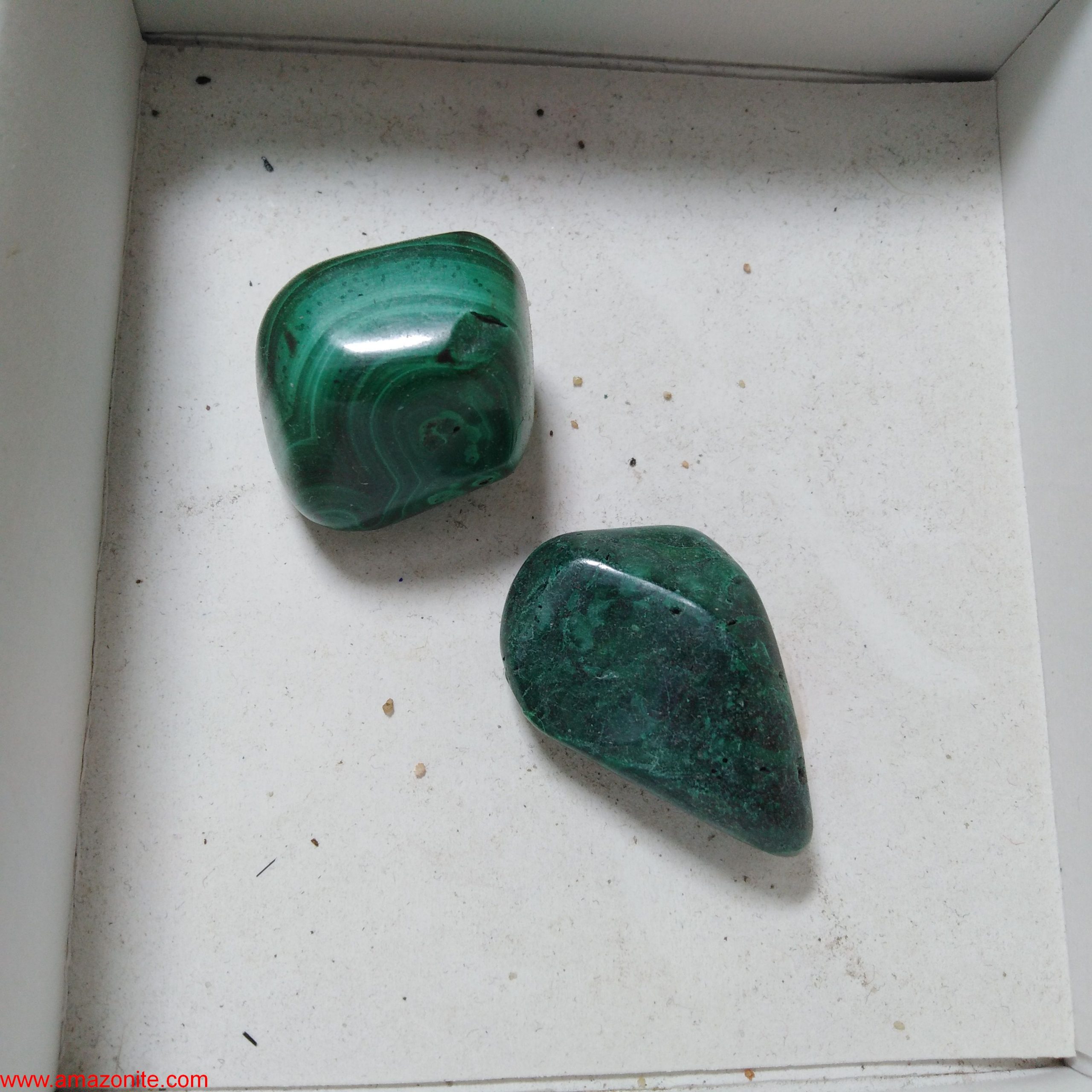 One Box of 12 Hand Polished Malachite Mineral Specimens From Congo » AMAZONITE