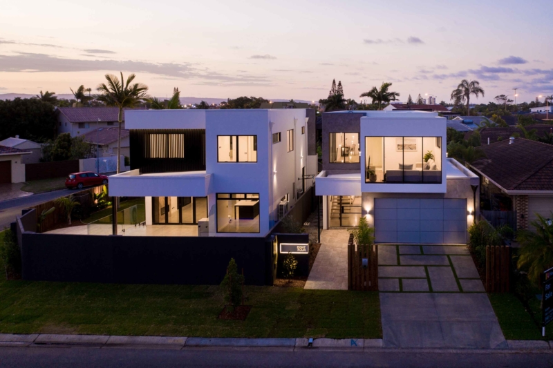 Sovereign Drive Duplex AMBD André Melville Building Design Gold Coast