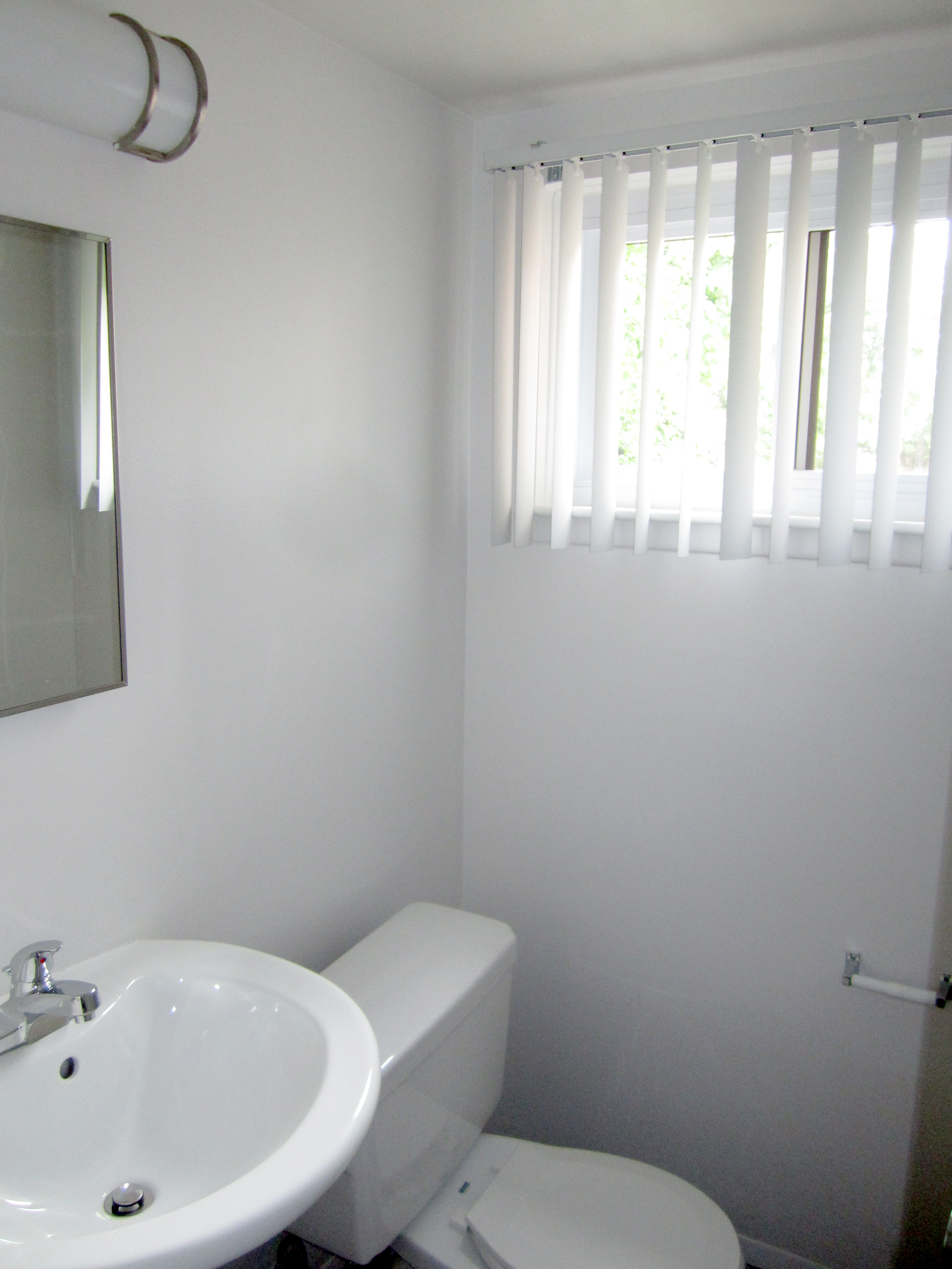 Amber House West Apartments Photo Board