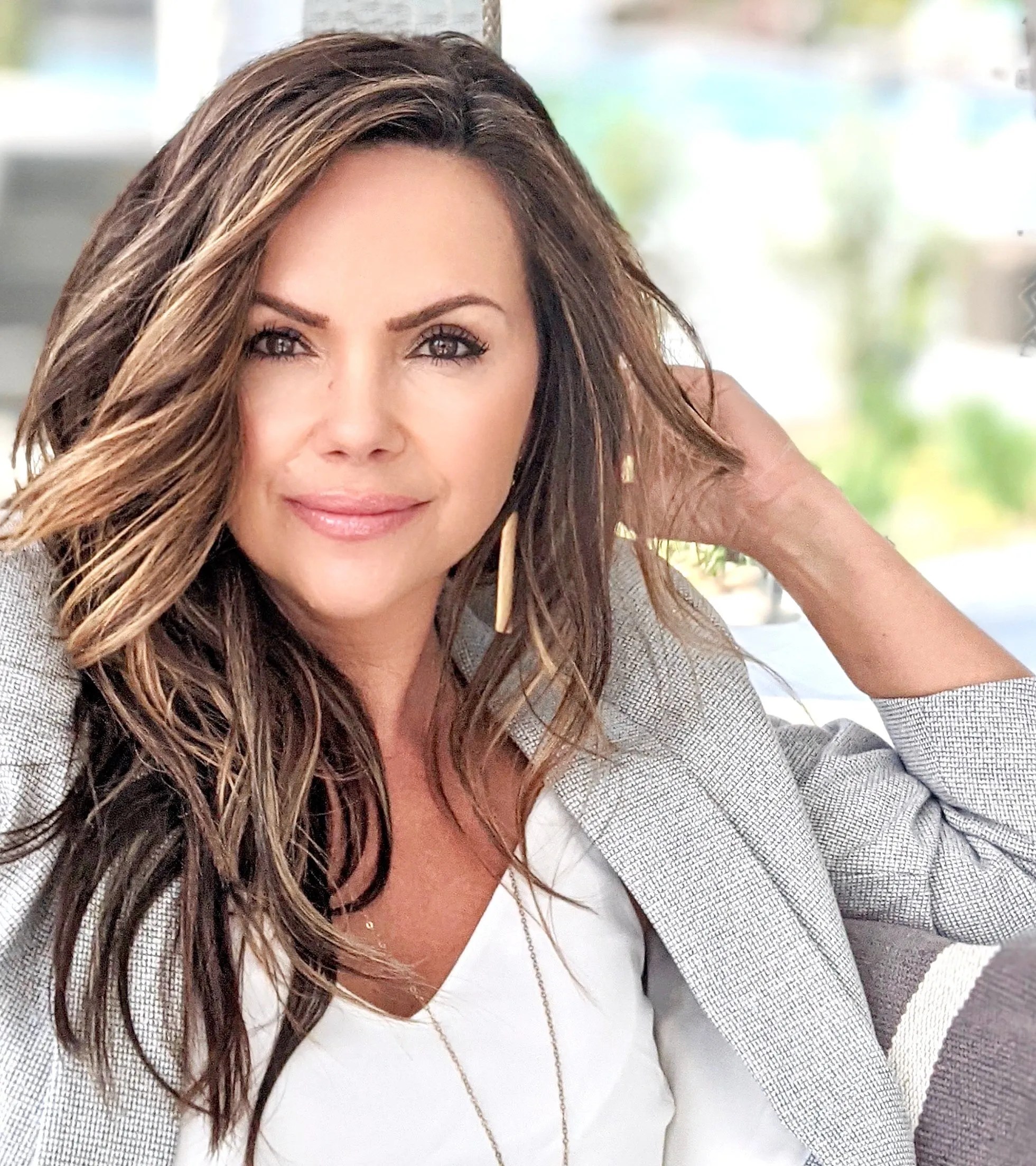 Certified Home StagerInterior DesignerAirBnB Styler