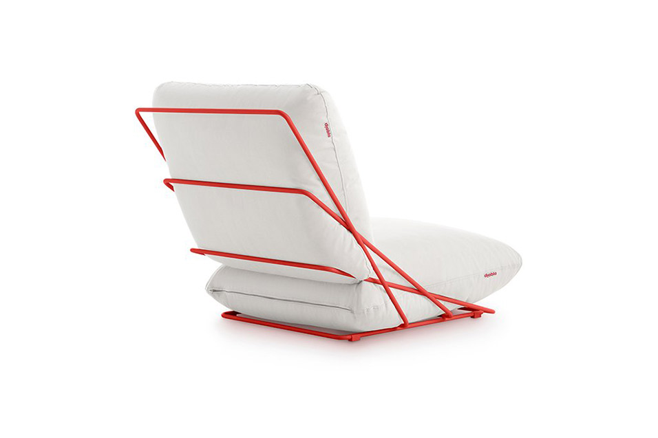 VALENTINA LOUNGE CHAIR Ambient Showroom