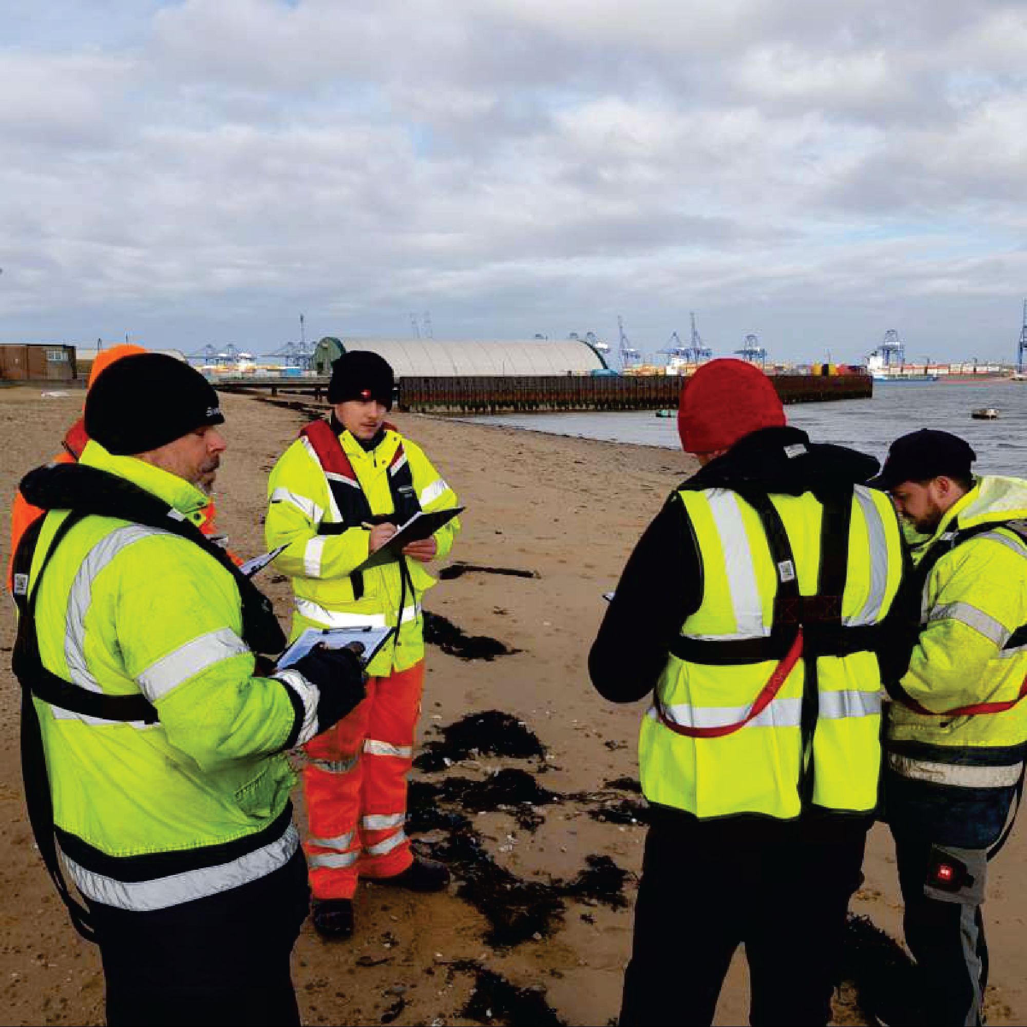 Marine Oil Spill Response Specialist Ambipar