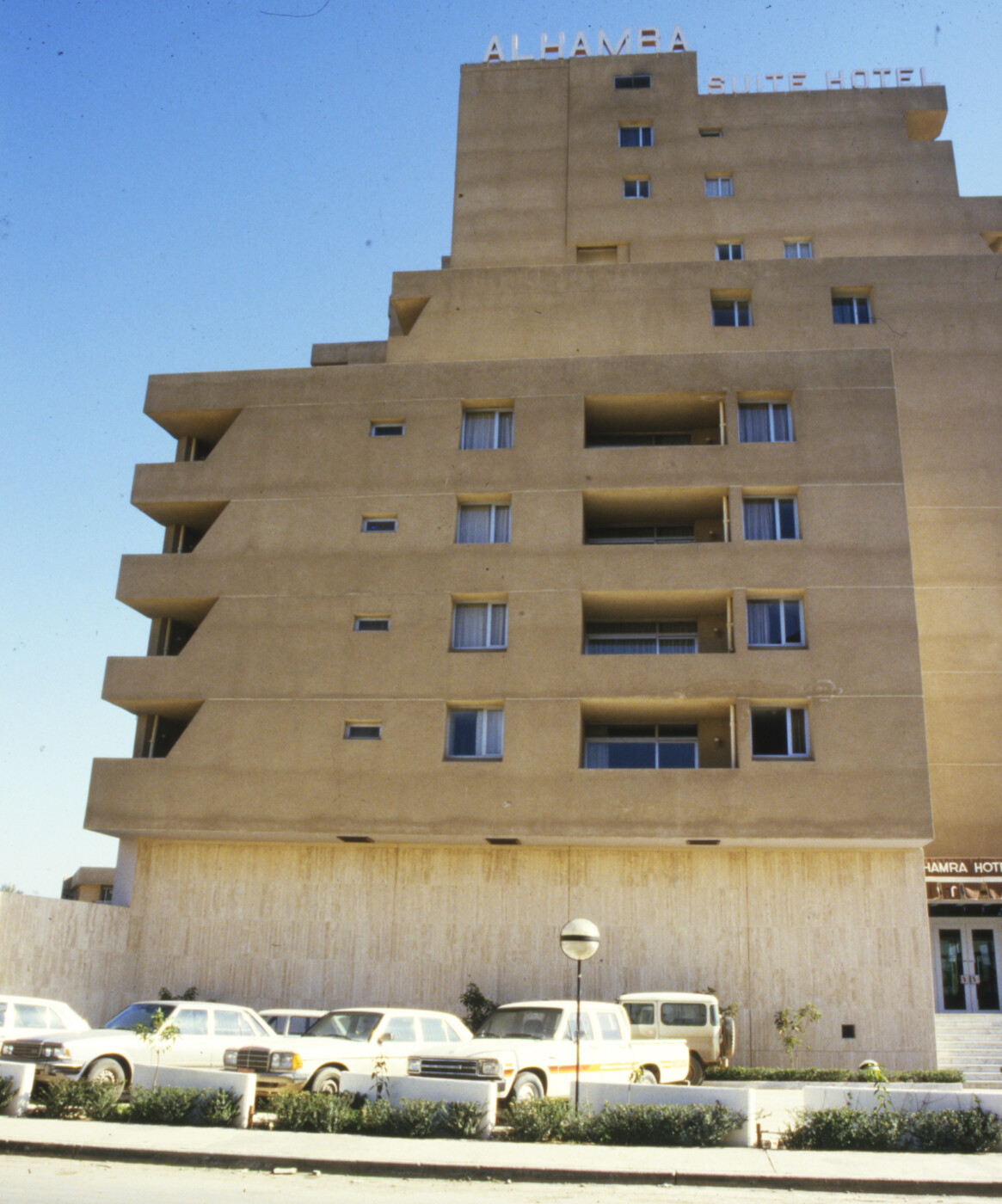 Al Hamra Apartments AMBS Architects