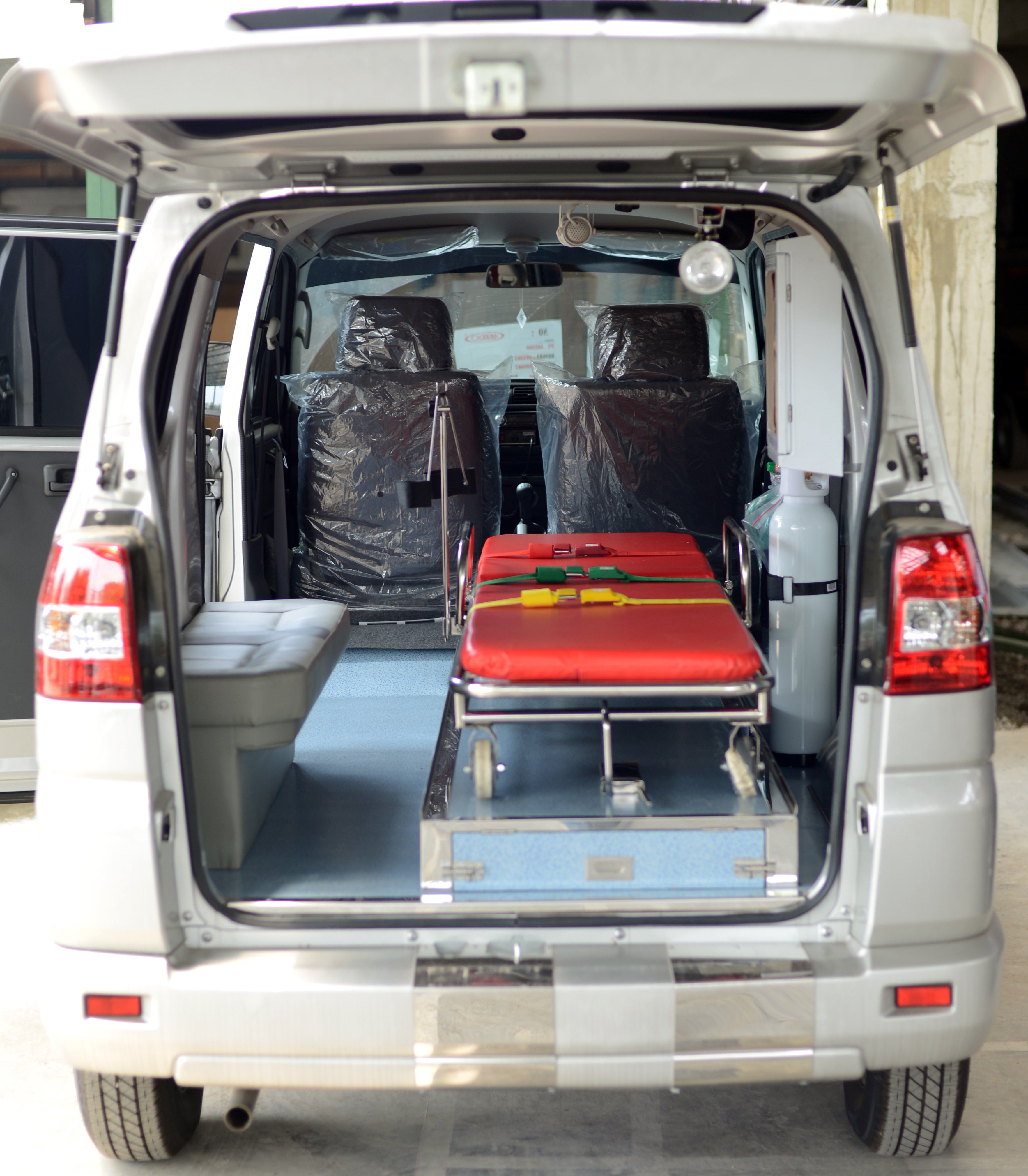 Eco AKINDO Ambulance Builder