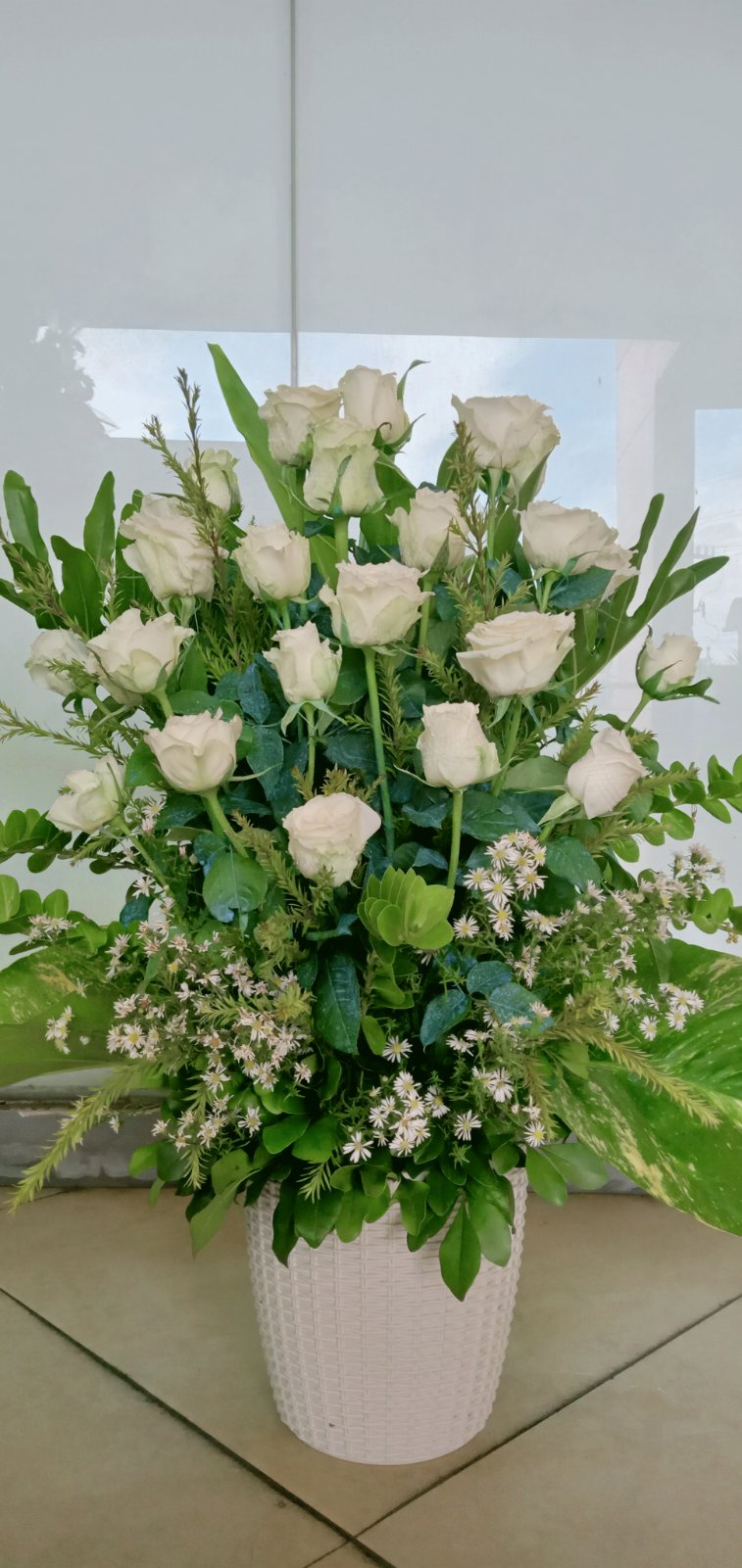 Flower Arrangements AMC Flower & Gift Shop