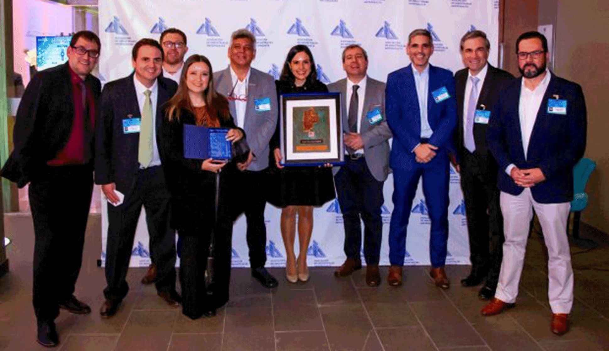 Albemarle es reconocida por nueva planta que duplica producción de