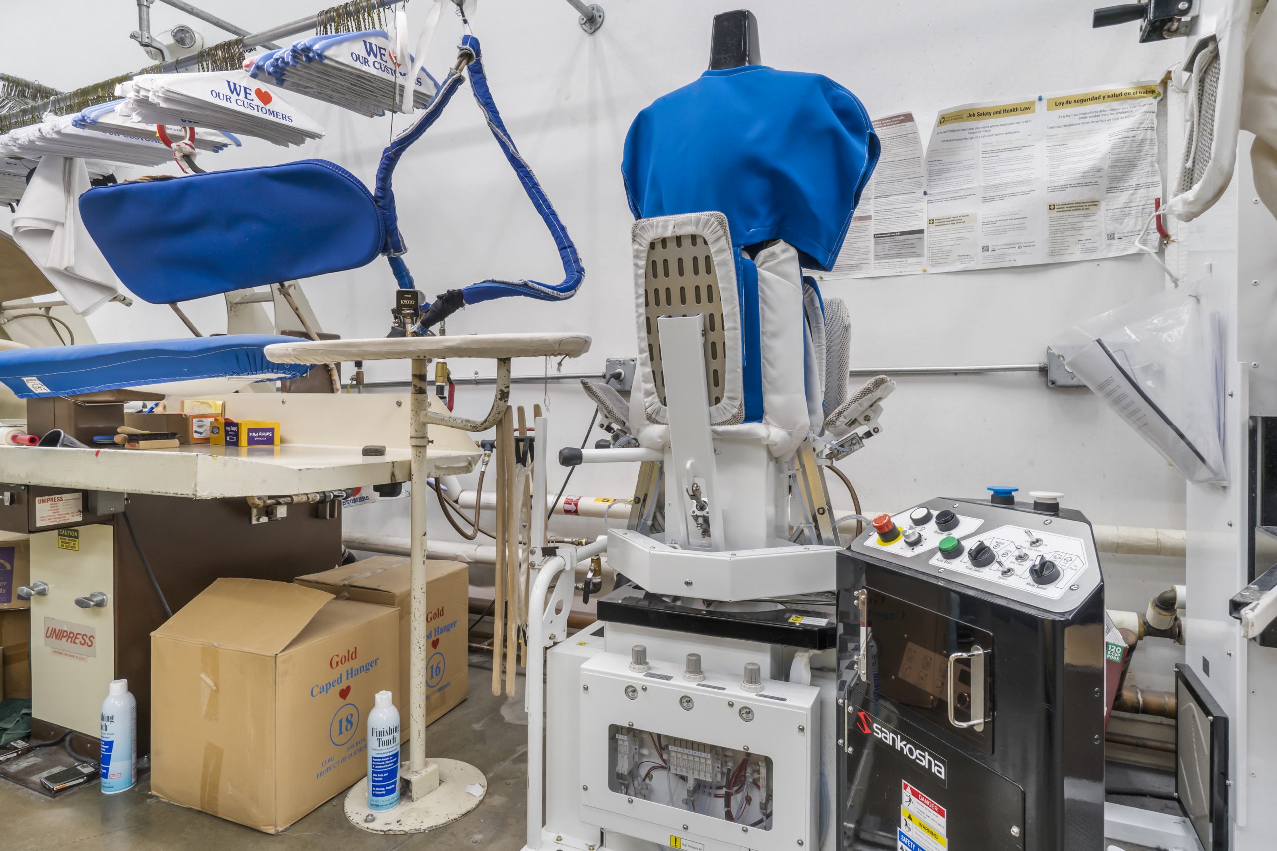 AM Dry Cleaners Lacey's Premier Dry Cleaning Service