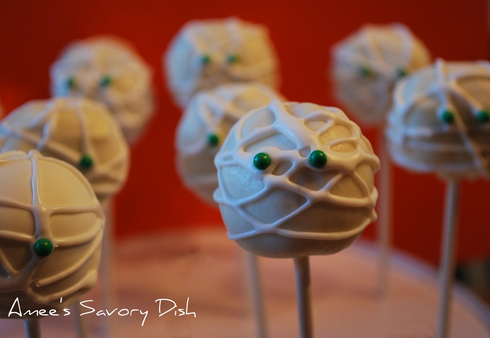 Ideas for Fun Halloween Cake Pops Amee's Savory Dish
