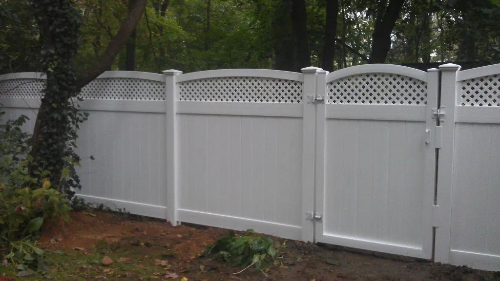 Quality Be Careful, PVC Is Brittle In The Winter Amendola's Fence Co.