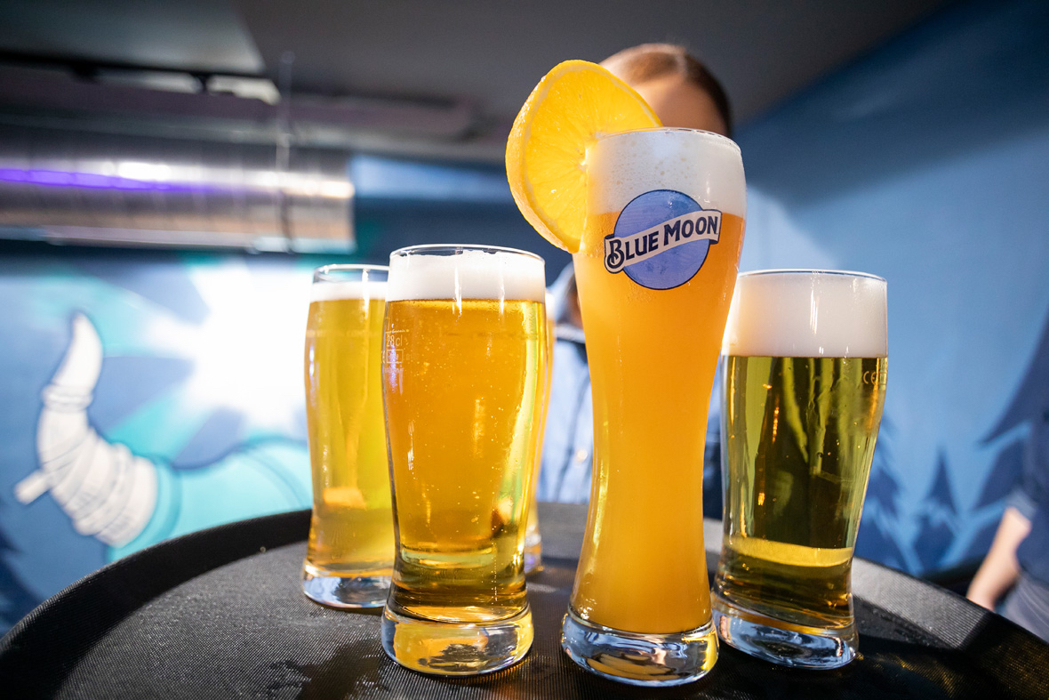 Blue Moon Tap House aMENzing