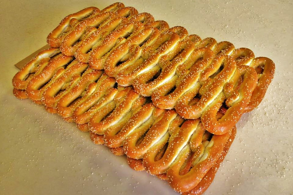 Where to find Iconic Soft Pretzels In Philadelphia American Eats