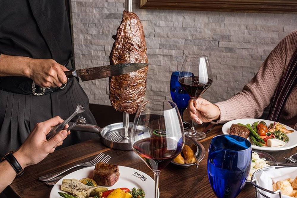 8 Excellent Buffets in Tampa, FL American Eats