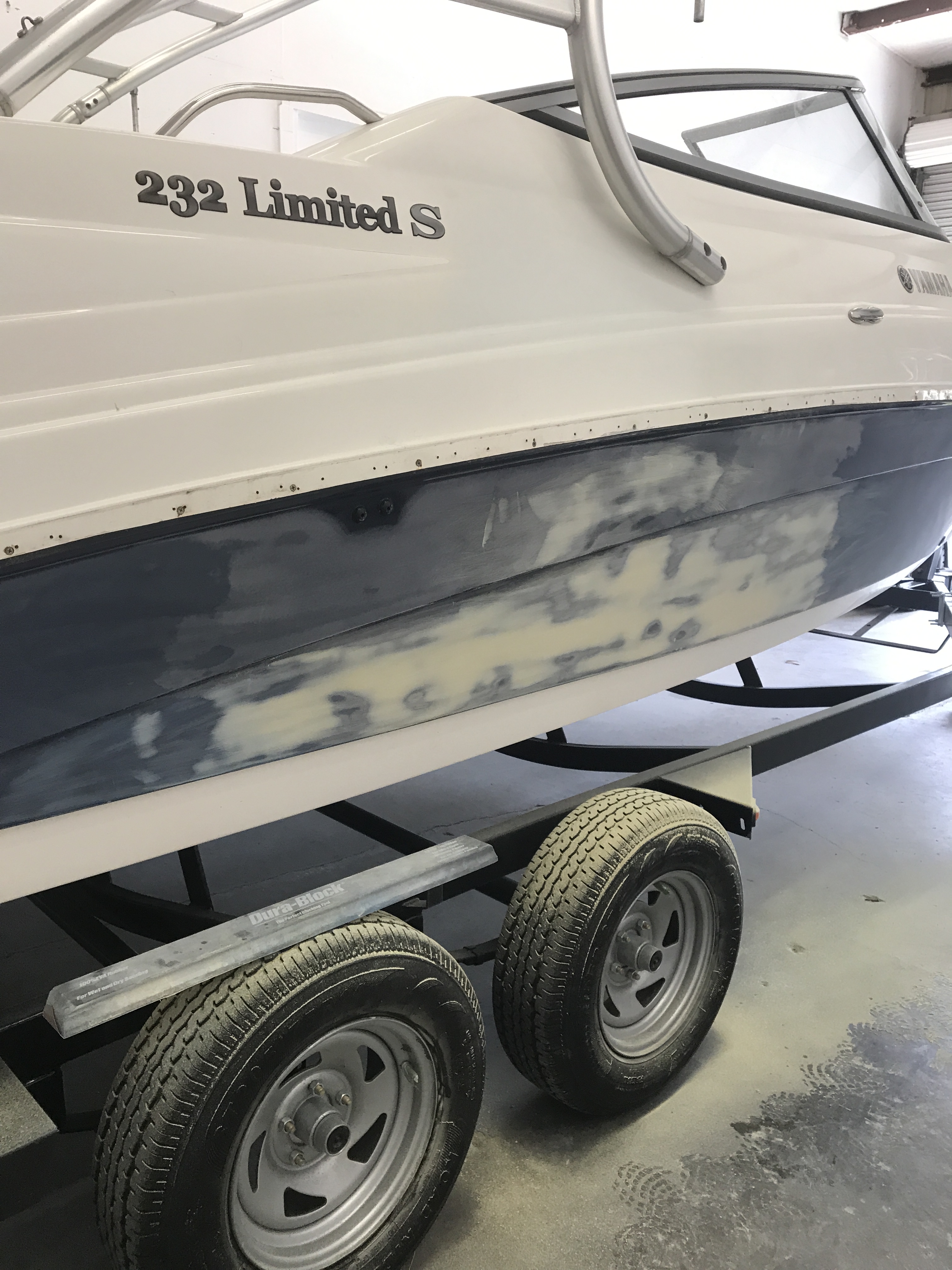 Yamaha 23 Awlgrip Black Brands Marine Services Custom Boat Paint Shop